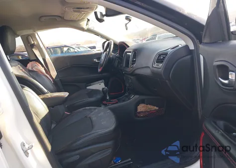 2020 Jeep Compass Trailhawk 4X4 from USA, damaged, VIN 3C4NJDDB4LT118534